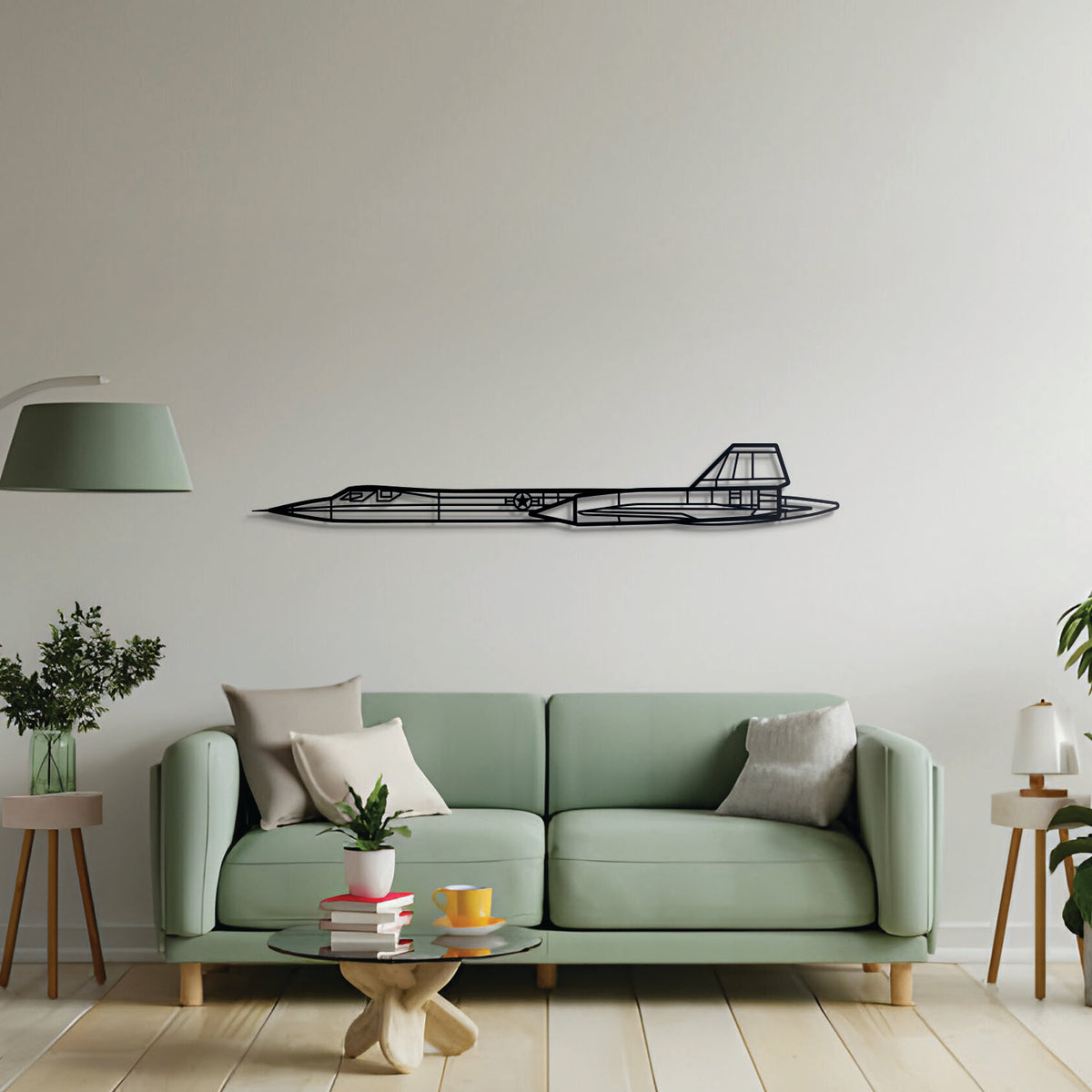 SR-71 Blackbird wall piece – handcrafted aircraft decor capturing Cold War spy jet design