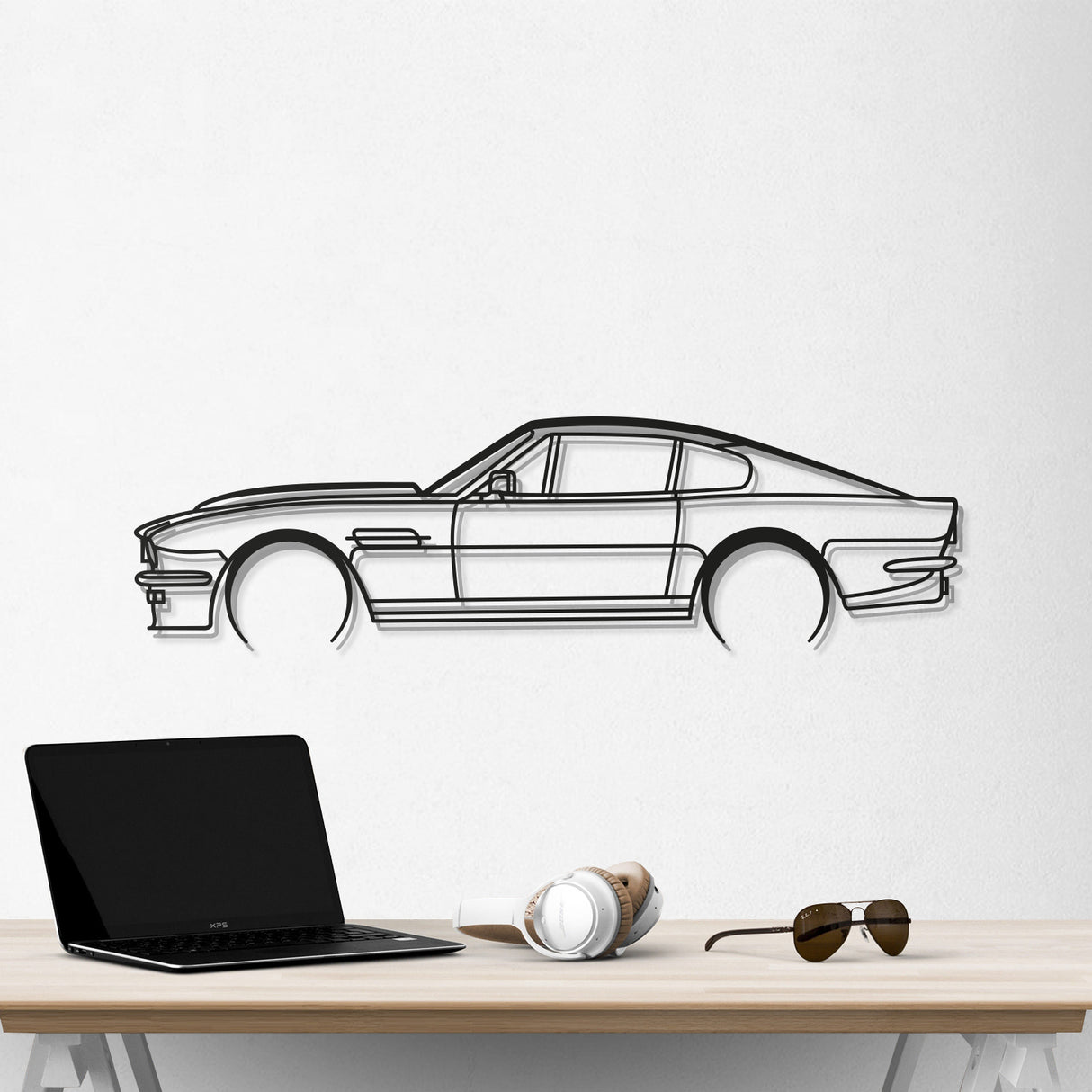 1984 Vantage V8 Detailed Metal Car Wall Art - NC0202